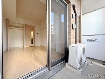 【バルコニー】 | プレサンス名古屋STATIONアライブ | お洗濯にも便利なバルコニー付き