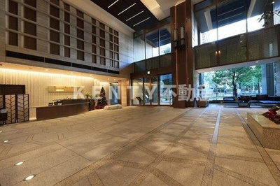 【ロビー】 | パークシティ大崎ザタワー | ロビー：ロビー     （2023年12月撮影）