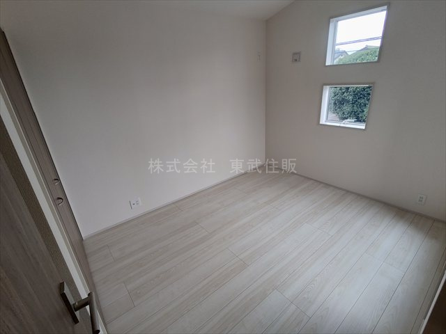 【洋室】 | 狭山市富士見2丁目　全2棟　1号棟 | 洋室5.22帖北西側、個人の部屋や寝室として使える洋室です