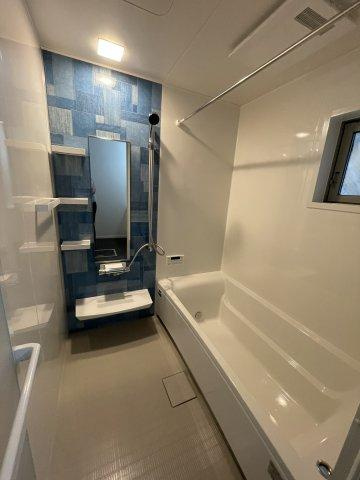 須山町　未入居一戸建ての浴室|ユニットバス　浴室換気乾燥暖房機付き
■物件内覧・資金計画相談・住宅ローン相談、リフォーム相談、お問合せ受付中■
※当日・翌日のご内覧、ご相談はお電話でのお問合せがスムーズです！