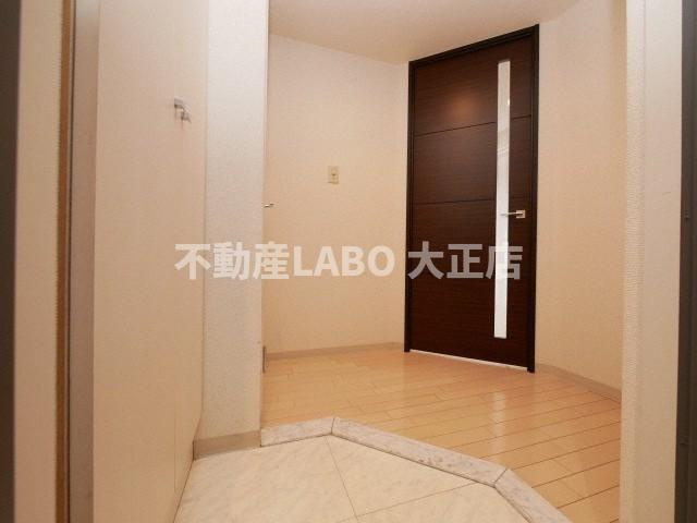 ウィルテラスなんば南の玄関