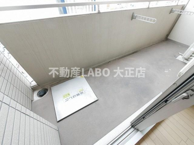 ウィルテラスなんば南のバルコニー