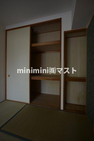 アーデン上本町の和室