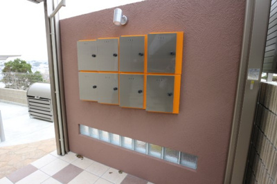 【エントランス】 | Riso＋miraieジェームス山EAST