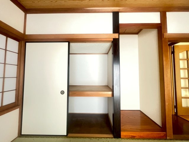 中古住宅　成東の収納