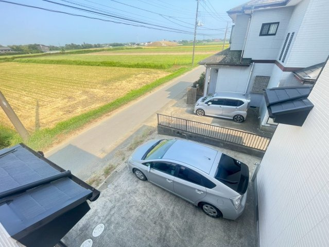中古住宅　成東の駐車場