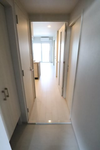 大阪市都島区大東町１丁目の賃貸マンションの玄関