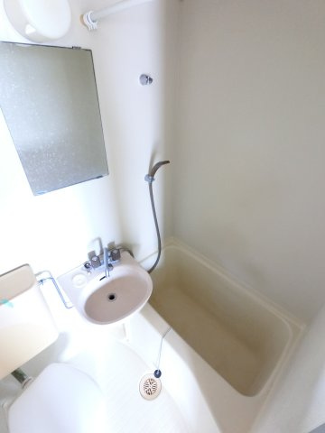 ユートピアマンションの浴室