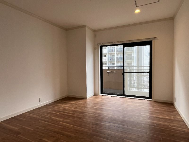 アメニティ江戸堀アネックスの洋室