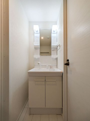 【独立洗面台】 | グランコート王子