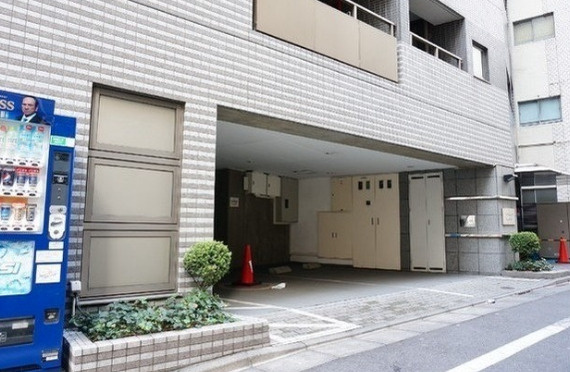 プロスペクト渋谷道玄坂の駐車場