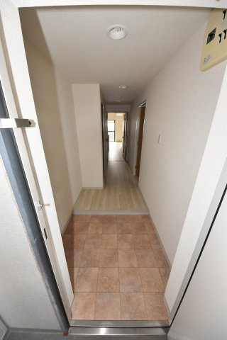 フォレステージュ南堀江の玄関