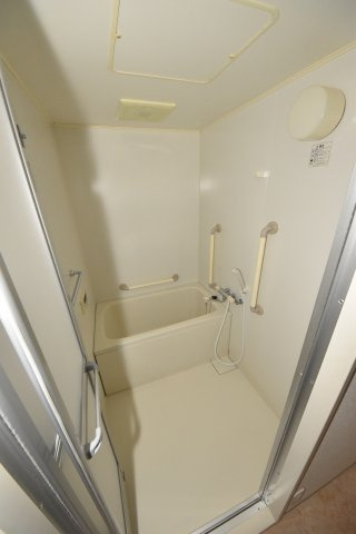 フォレステージュ南堀江の浴室|参考写真