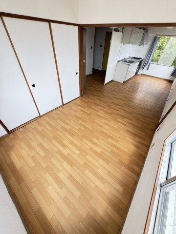 ヴィラ神仙寺の居間・リビング