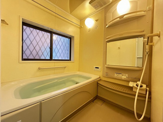 【浴室】 | 厚木市下荻野 中古戸建て | 使用・経年等に伴う、汚損・破損・キズ・故障・性能低下等が生じている場合があります