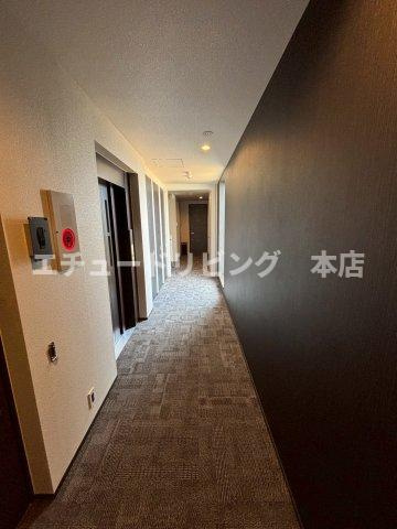 ALLUREのロビー