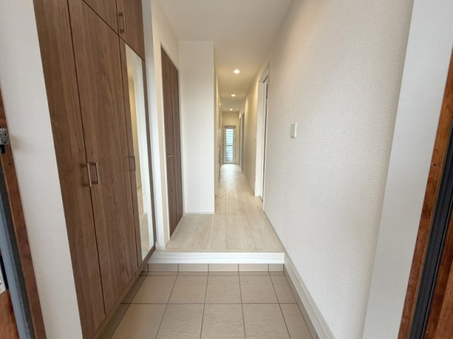 所沢市下安松 全11棟 新築分譲住宅の玄関
