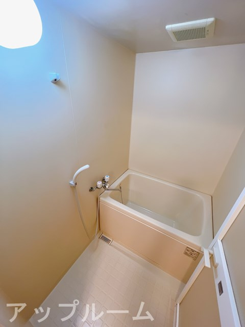 ウィルあじまの浴室