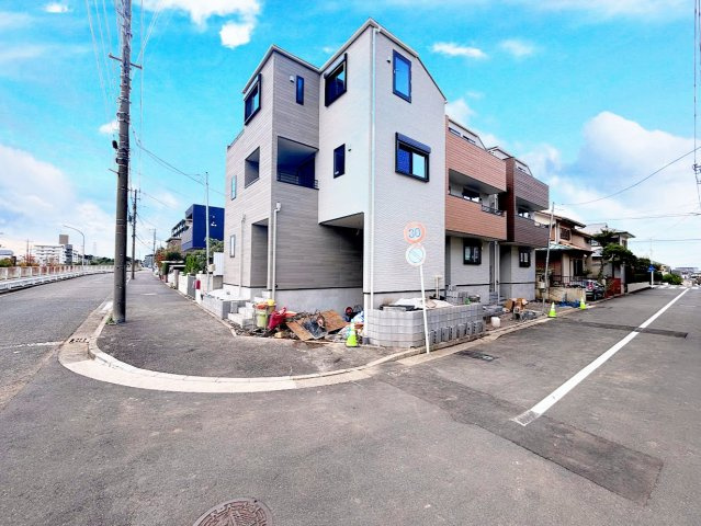 港南区丸山台2丁目　新築戸建て