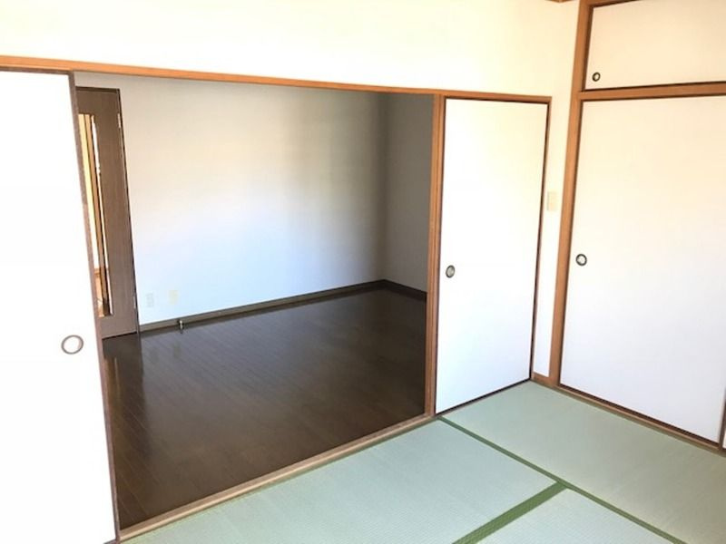 エミネスアーク