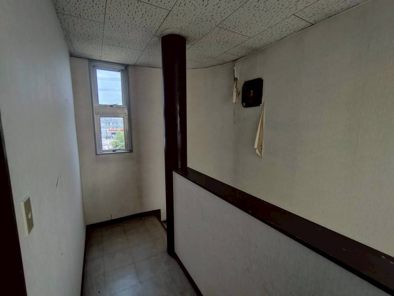 横山町 天野様事務所の内装