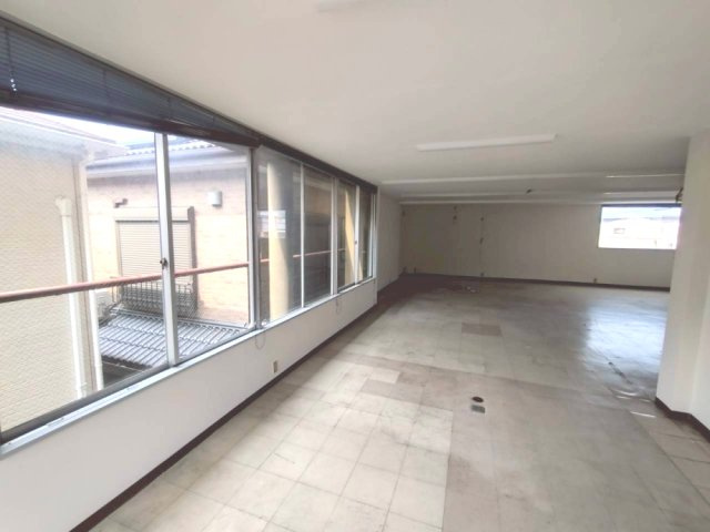 横山町 天野様事務所の内装