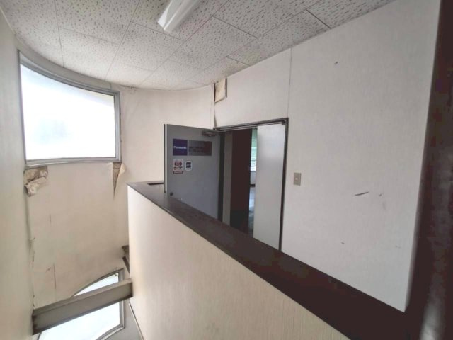 横山町 天野様事務所の内装