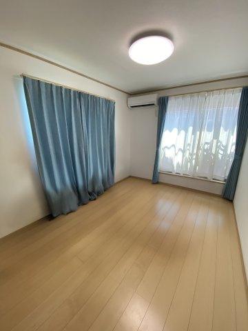清瀬市中里5丁目2020年築戸建の洋室|※画像は家具消去のCG加工が行われております。