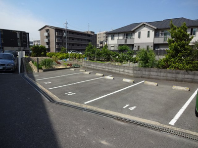 【駐車場】 | ガーデンシティハイツ
