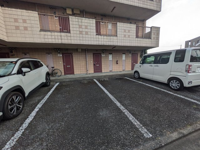 インティラミあきる野の駐車場