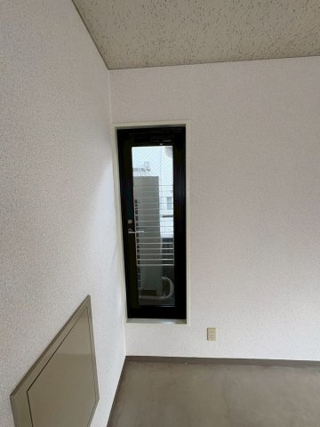 松ロイヤルビルの内装