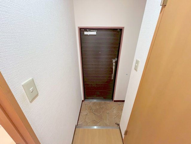 第2パレス東洋の玄関