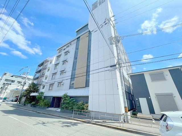 第2パレス東洋の外観