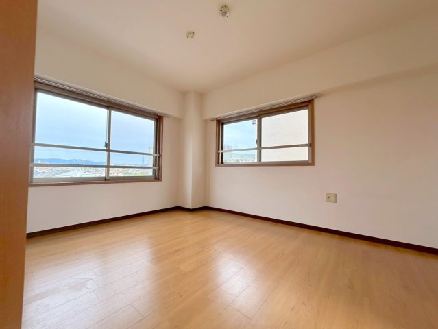 第2パレス東洋の寝室