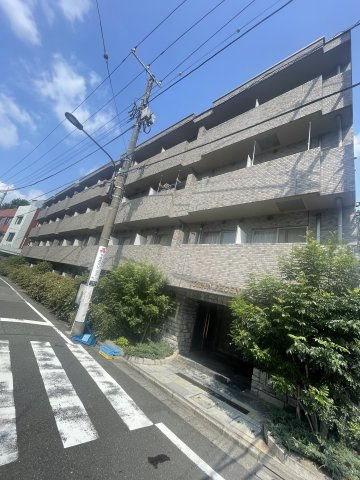 トーシンフェニックス目白の外観