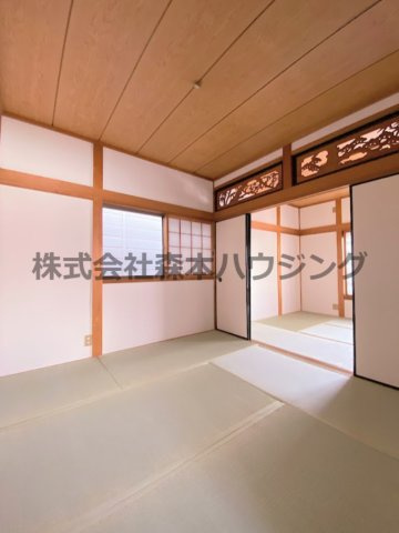 【和室】 | 　門真市柳田町13戸建貸家 | 和室ならではの温かな和の空間で寛ぎの時間を過ごせます
3階