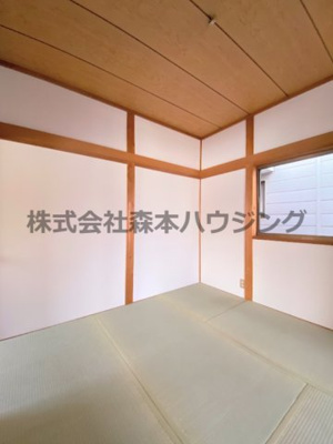 【和室】 | 　門真市柳田町13戸建貸家 | 日本らしい落ち着いた雰囲気の和室です
3階