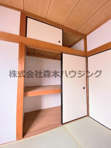 【収納】 | 　門真市柳田町13戸建貸家 | たっぷりとした収納スペースです