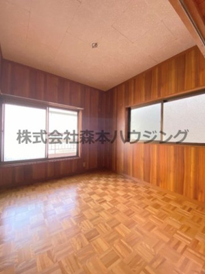 【洋室】 | 　門真市柳田町13戸建貸家 | 落ち着いた色調の洋室です