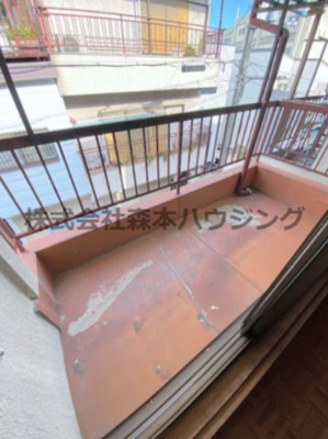 【バルコニー】 | 　門真市柳田町13戸建貸家 | お洗濯にも便利なバルコニー付き