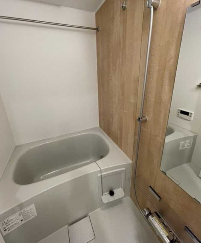 LaSante桜新町　ネット無料　オートロック　浴室乾燥機の浴室