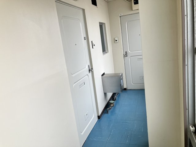 中村ビルのロビー