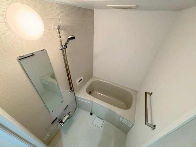 震雲マンションの浴室