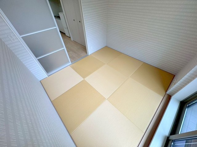 震雲マンションの寝室