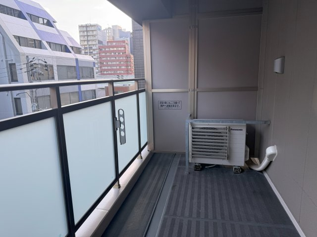 パークタワー北浜のバルコニー