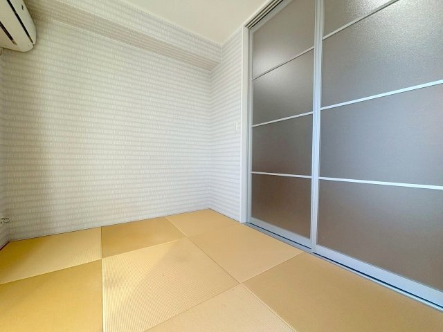 震雲マンションの和室