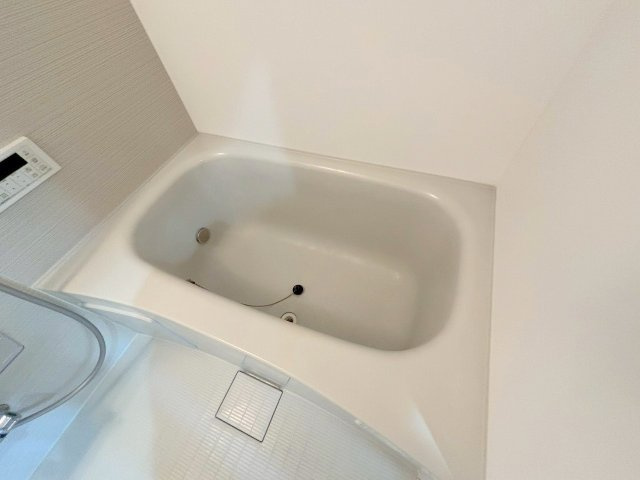 震雲マンションの浴室