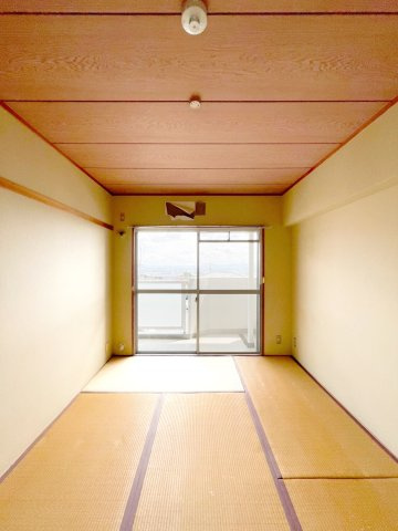 逆瀬川パークマンションの和室