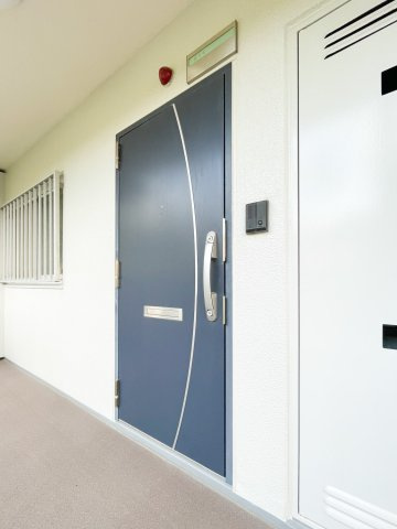 逆瀬川パークマンションのバルコニー|陽当たり良好なバルコニーです