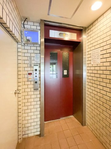 逆瀬川パークマンションのその他共用部分|エレベーター